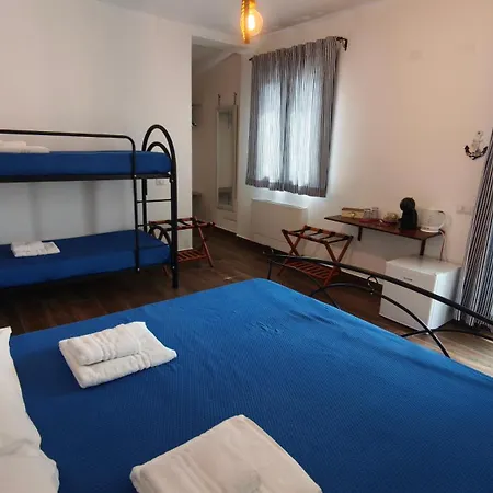 Domu Nosta Di Giulio & Ignazia Room1 Maison d'hôtes Capitana