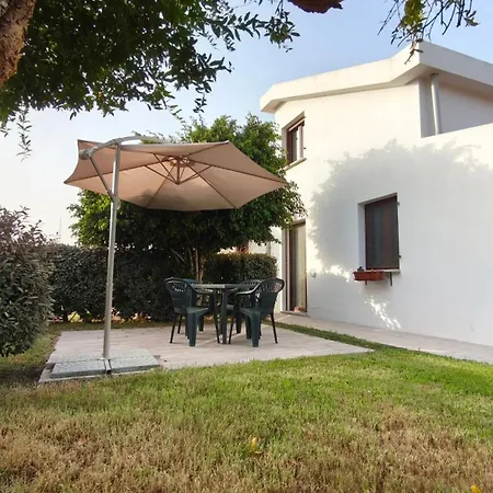 Domu Nosta Di Giulio & Ignazia Room1 Maison d'hôtes Capitana